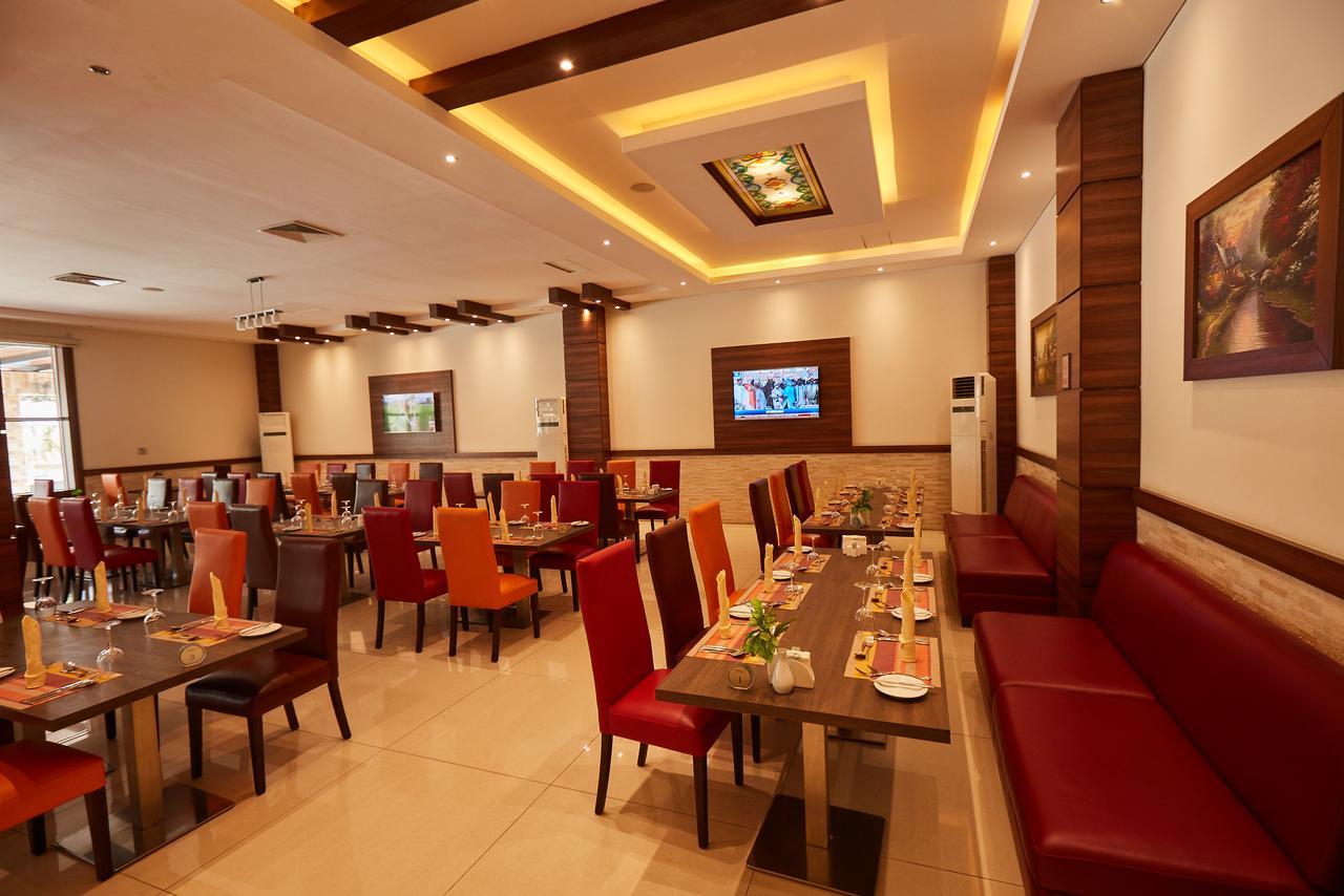 Bristol Palace Hotel Kano Exterior photo